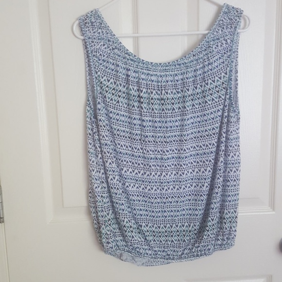 Top - Picture 4 of 4